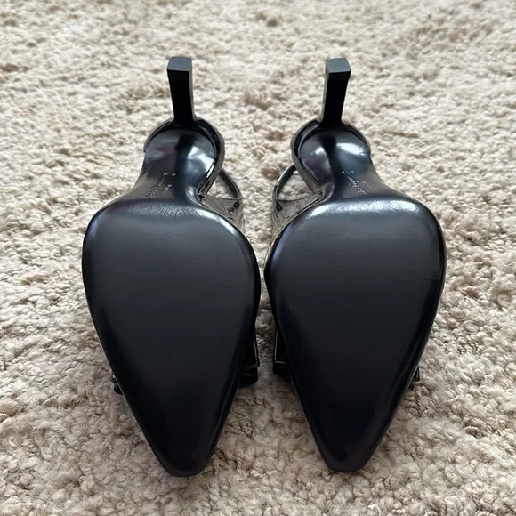 Salvatore Ferragamo Karine Black Patent Leather Pump NWT - Picture 9 of 13